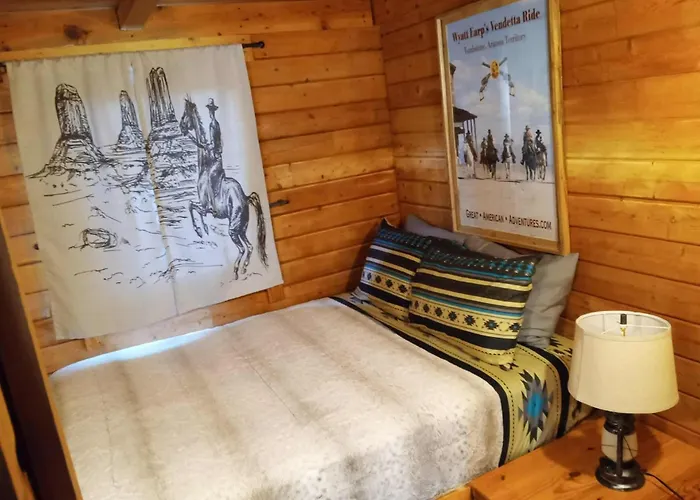 Katie's Cozy 3* Tombstone