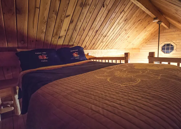 Katie's Cozy 3* Tombstone